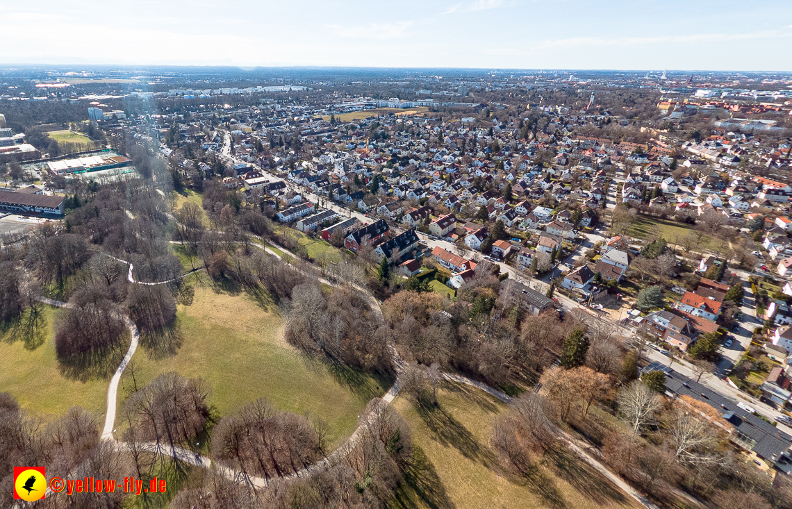 20.02.2023 -  Ostparksee und Schule am Strehleranger mit Umgebung in Neuperlach